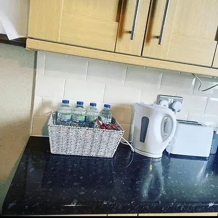 Luxury 1-bed With Stunning Views Perfect For Short In Apartment