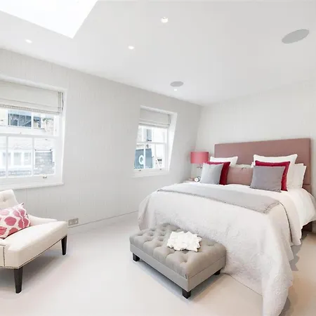 Pavilion Mews Knightsbridge House Holiday home *