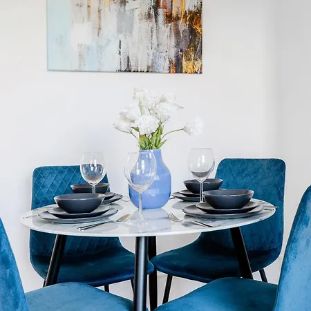 Regent's Park & Baker Street Modern Apartments! *