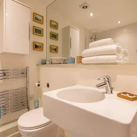 Apartment Wild Roses Serviced - Airport *