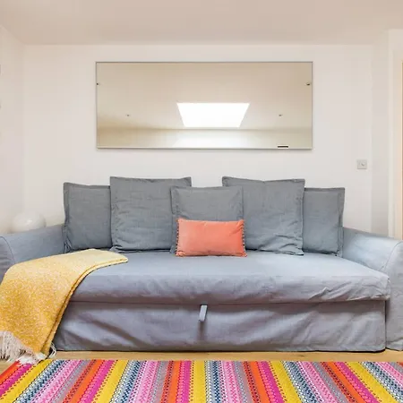 Apartment Wild Roses Serviced - Airport *
