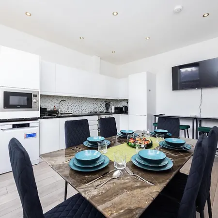 Apartment Beautiful 3-bed In Shepherd's Bush London