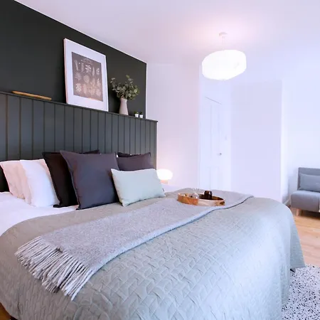 3-bed House - Next To Olympic Park & Westfield *