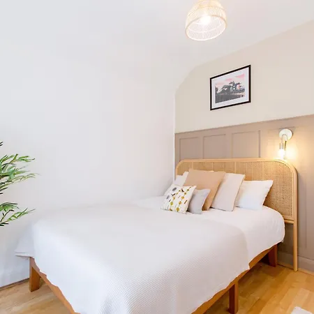 Apartment 3-bed House - Next To Olympic Park & Westfield *