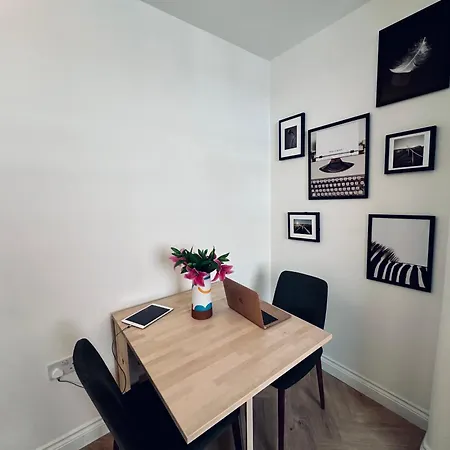 Covent Garden Newly Renovated Apartament Londyn