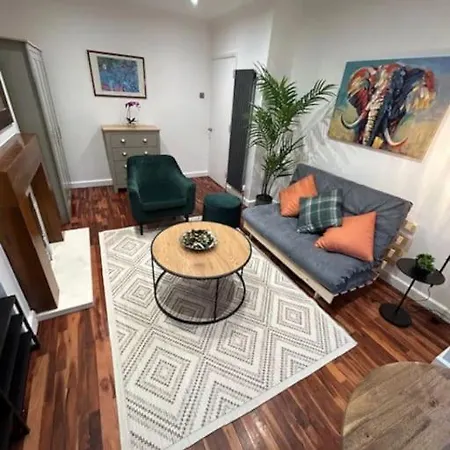 Apartment Howie's Place *