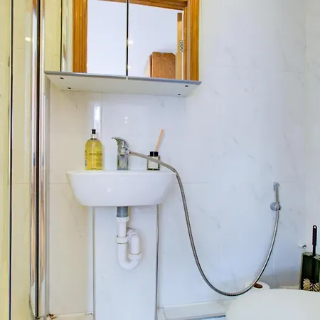 Marble Arch Luxury Collection Apartment *