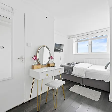 Homestay Southside Property
