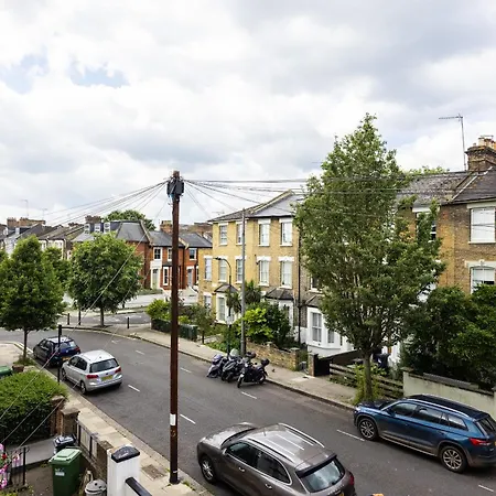 Apartment Beautiful 3-bed In Shepherd's Bush *