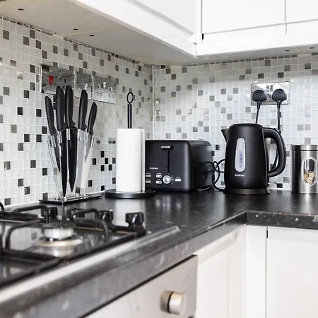 Apartment Beautiful 3-bed In Shepherd's Bush London