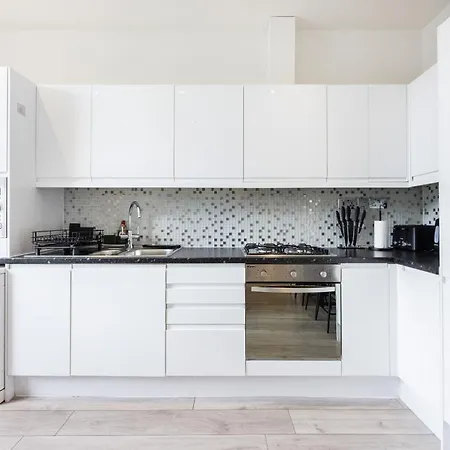 Beautiful 3-bed In Shepherd's Bush * London