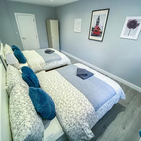 Stylish 1 Bedroom Flat - 5 Guest London- F1 Apartment