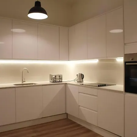 Apartment 4 Bedrooms Hyde Park *