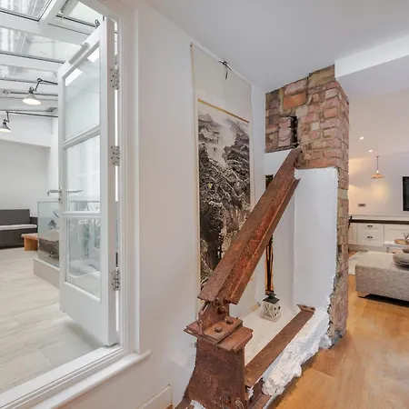 Apartment Stunning Duplex In *