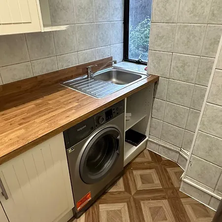 11 Dudley Court * London