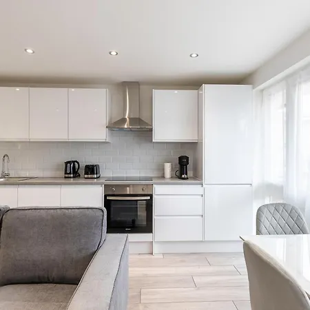 Finsbury Park Retreat Modern Comfort Apartment *