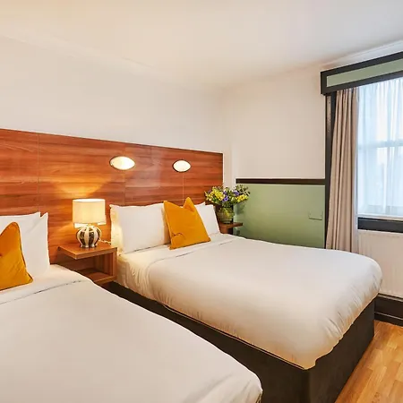 Huttons Hotel, Victoria فندق