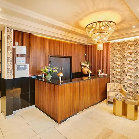 Huttons Hotel, Victoria 3*