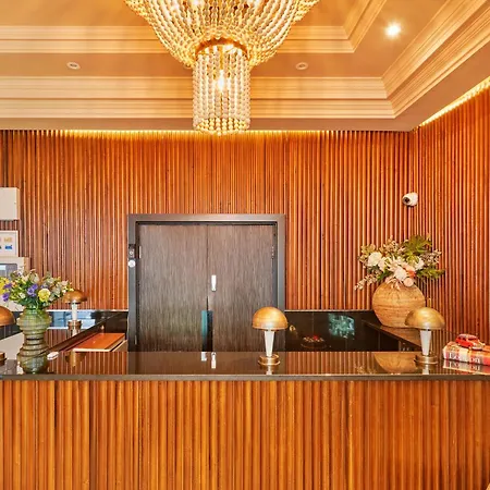Huttons Hotel, Victoria لندن