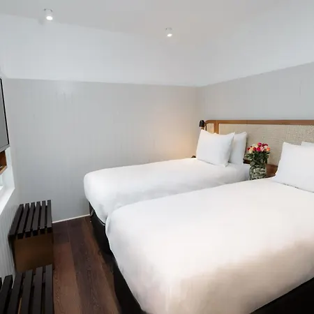 Leicester House 3* London