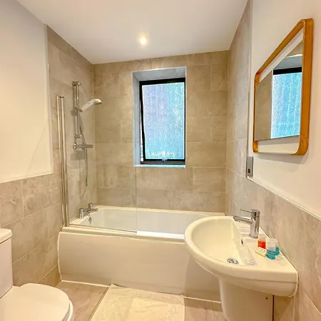 Baker Street Apartment London