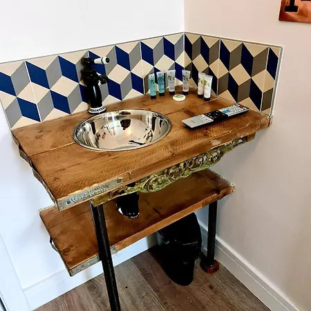 Angel Townhouse