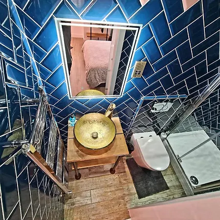 Angel Townhouse Hotel