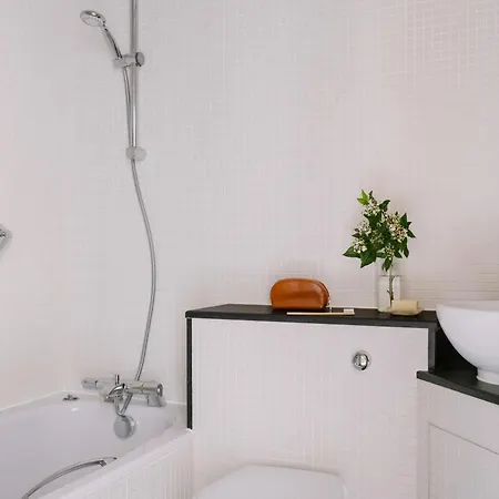 Hotel Sonder L Kensington Gardens 3*