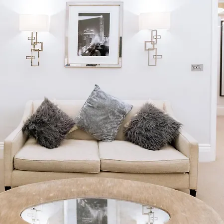 Sir Hans Sloane Apartment London