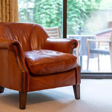 Guestready - Lovely Ground Floor Duplex With Patio In Southbank דירה *