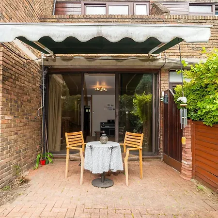 Guestready - Lovely Ground Floor Duplex With Patio In Southbank Apartment London