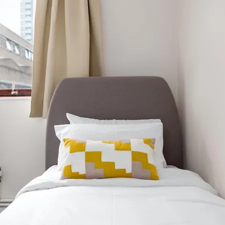 דירה Guestready - Lovely Ground Floor Duplex With Patio In Southbank