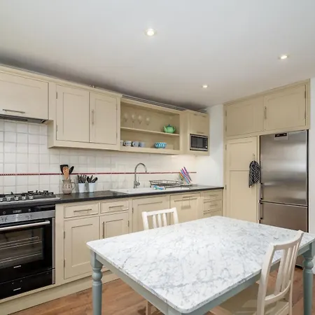 Guestready - Lovely Ground Floor Duplex With Patio In Southbank *