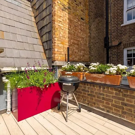 Lavish 2 Bedroom Flat With Roof Garden By Hyde Park