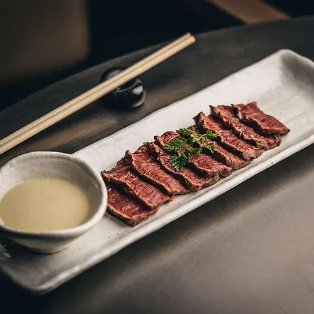 爱德华布鲁姆斯伯里街丽笙酒店 酒店