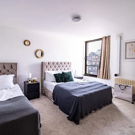 Spacious 2-bedroom In Piccadilly 6100p *
