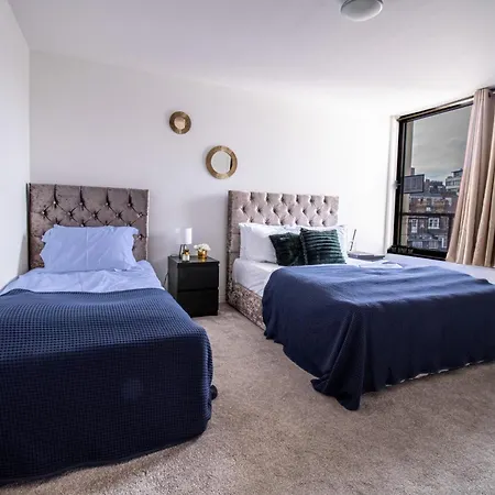 Apartment Spacious 2-bedroom In Piccadilly 6100p *