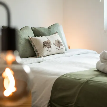 Canarywharf By Sleepy Apartment *