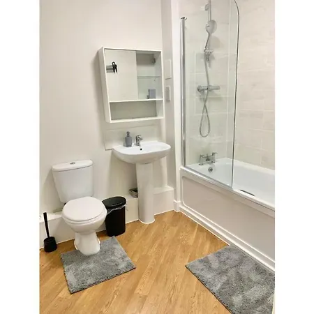 Dagenham 1 Bed Flat With Views Apartment Goodmayes