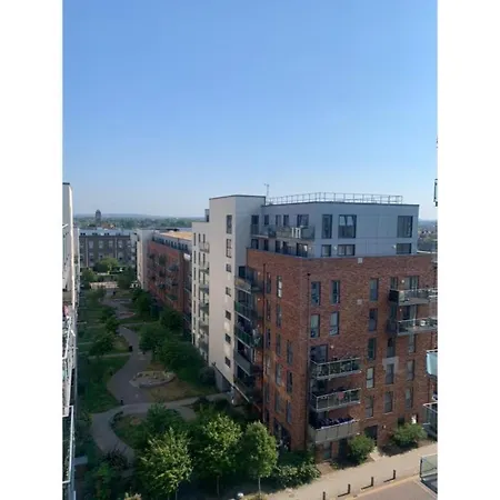 Apartment Dagenham 1 Bed Flat With Views Goodmayes