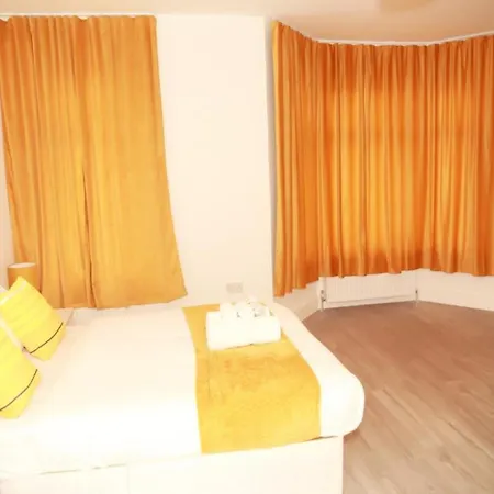 Guest house Cricklewood Deluxe Ensuite *