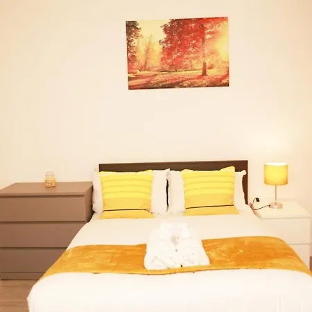 Cricklewood Deluxe Ensuite Guest house London
