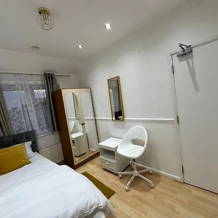 Double With Free Wifi Keedonwood Road Bromley