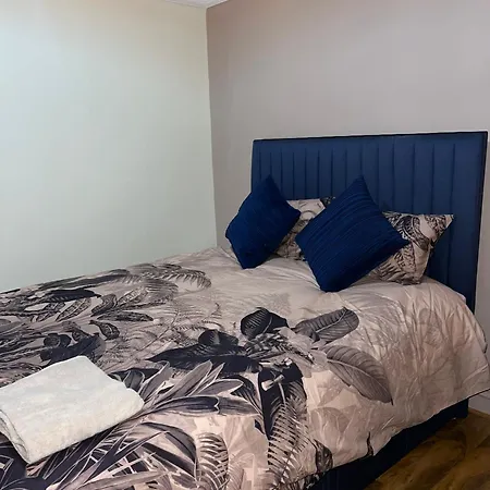 3 Bedroom Guest house *