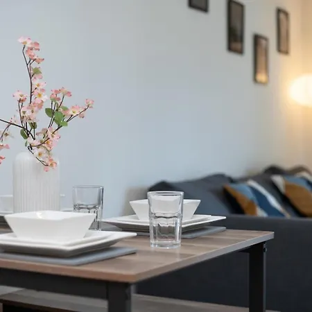 Apartment Zenith Hub London