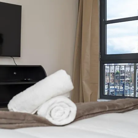 Apartment Zenith Hub