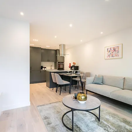Urban Chic - Marine Apartment