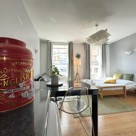 Cosy Near *kings Cross* Station