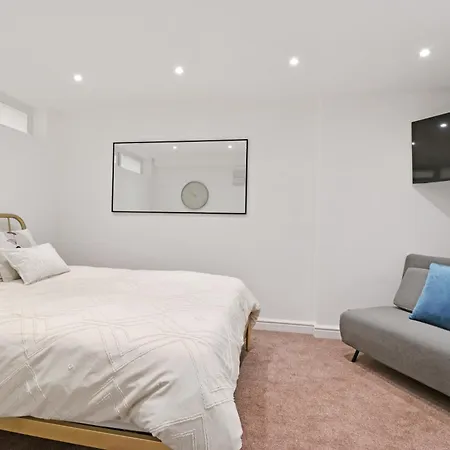 Hotel Finsbury Park 4*