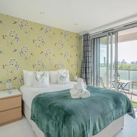 Stunning Flat In Chelsea, Kings Road With Balcony Apartament